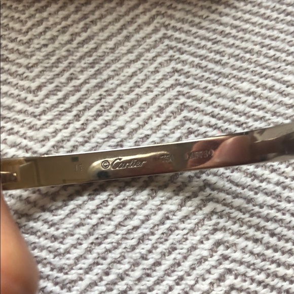 Authentic Cartier love bracelet size 17 - Picture 5 of 8